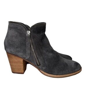 DOLCE VITA Twin Zip Gray Suede Stacked Heel Ankle Booties Size 9.5